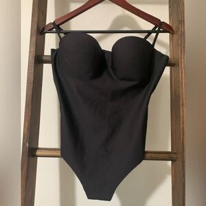 Skims Chic Black Strapless Bodysuit